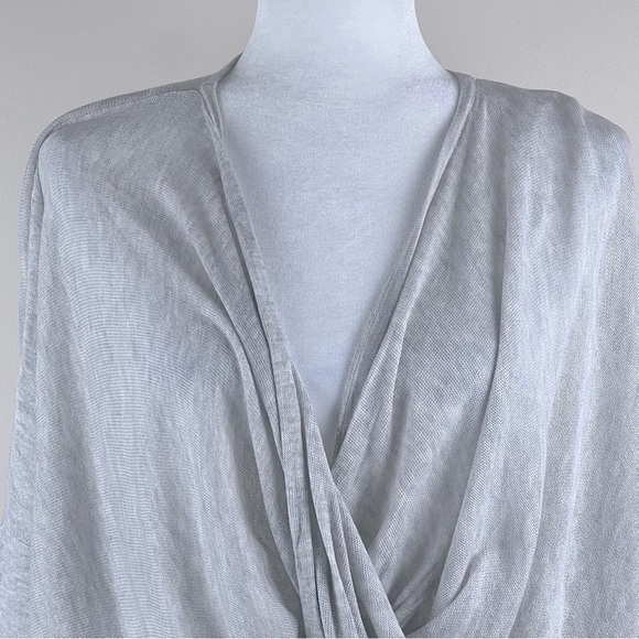 Bobi Black | Lightweight Twisted Front Cotton Blend Heather Grey Sweater - Picture 4 of 11